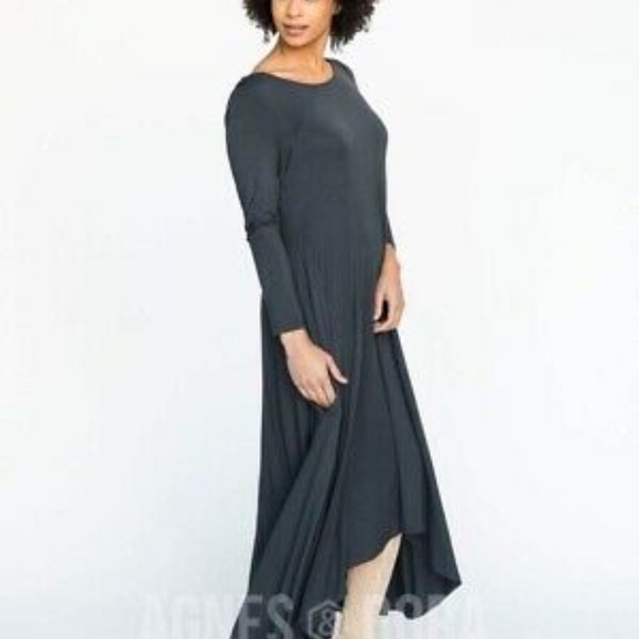 Agnes & Dora Dresses & Skirts - NWT Gallery Dress Dark Sea